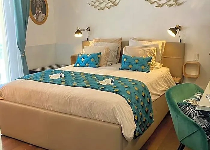 Cannes City B&B